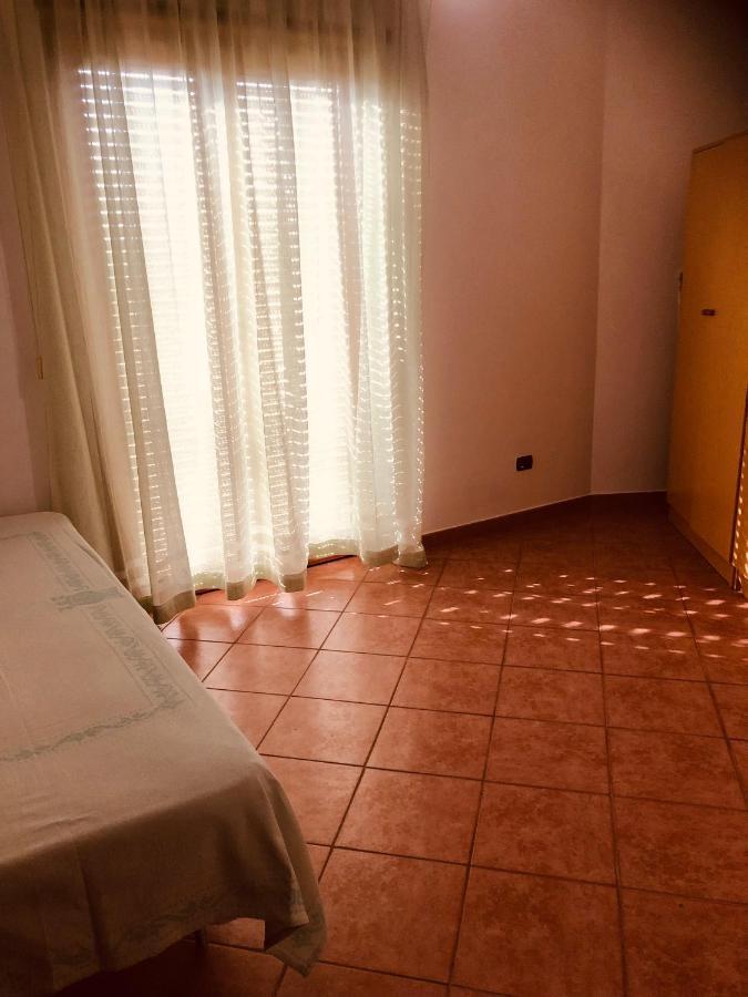 Appartamento In Centro Tortolì Extérieur photo