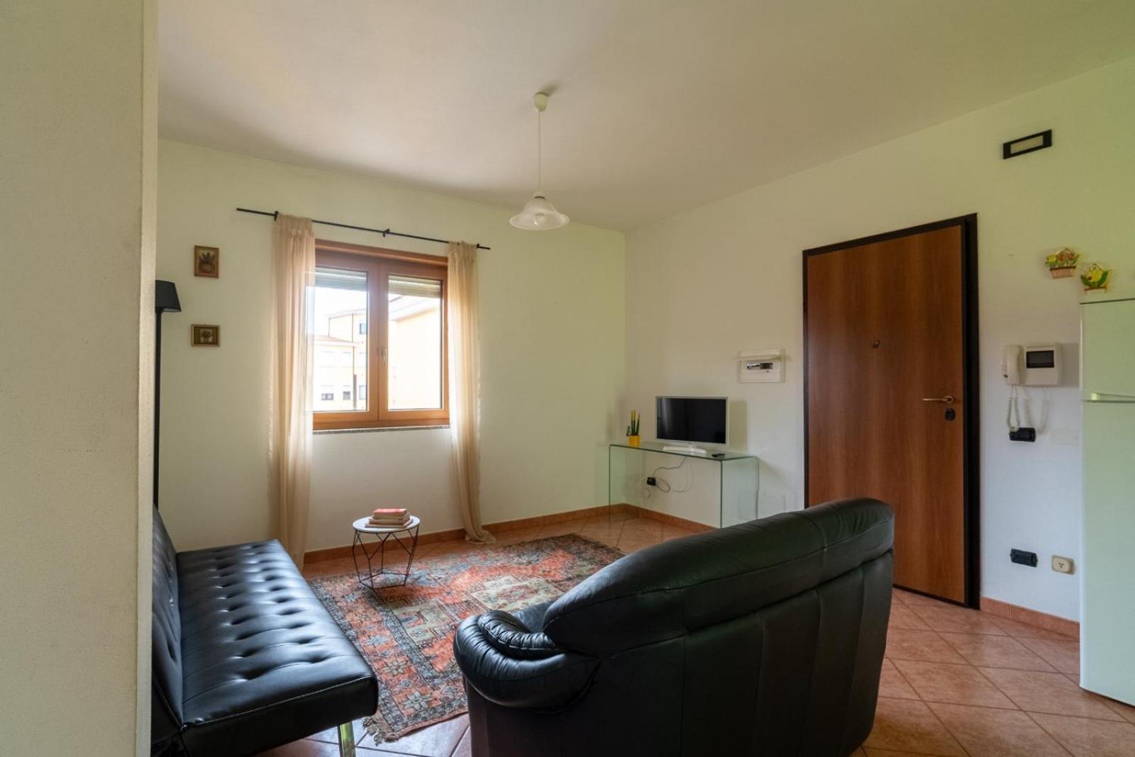 Appartamento In Centro Tortolì Extérieur photo